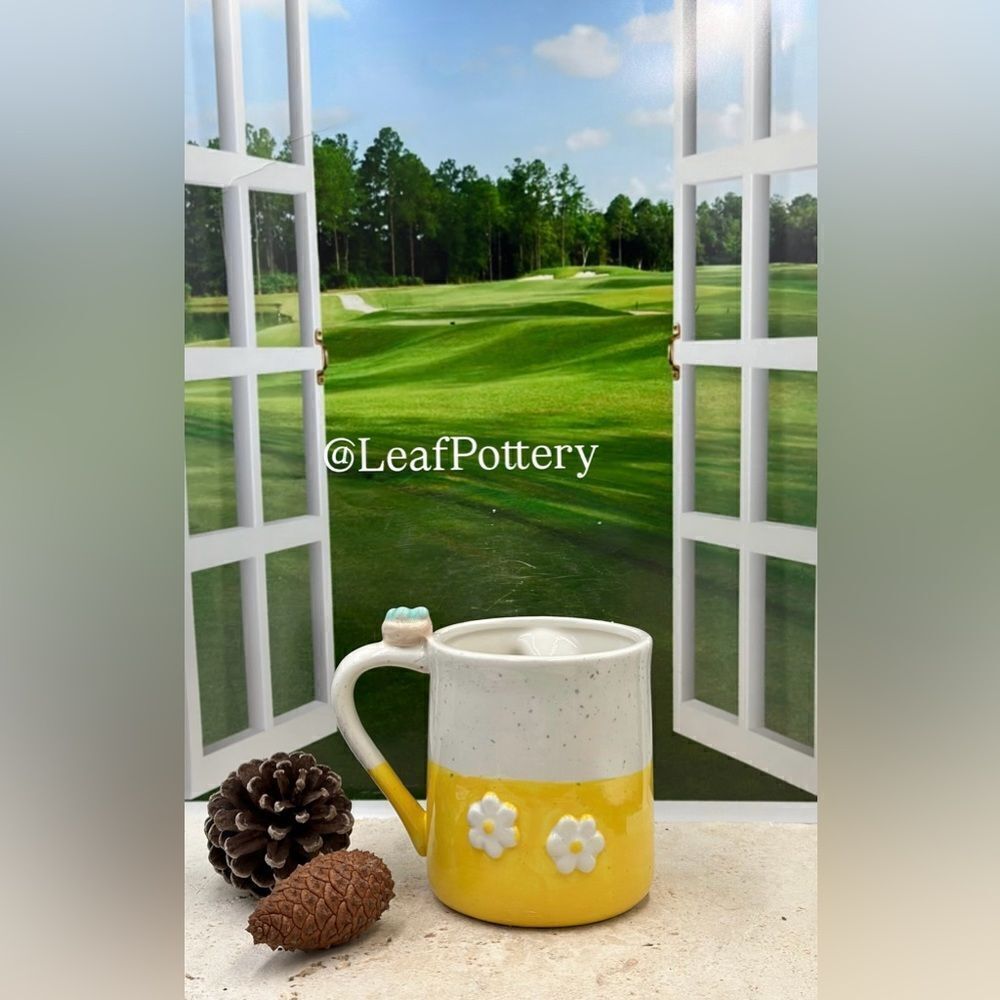 Extra Large Ceramic Bird & Daisy Coffee Mug - 24oz Oversized Tea Cup - Picture 7 of 11